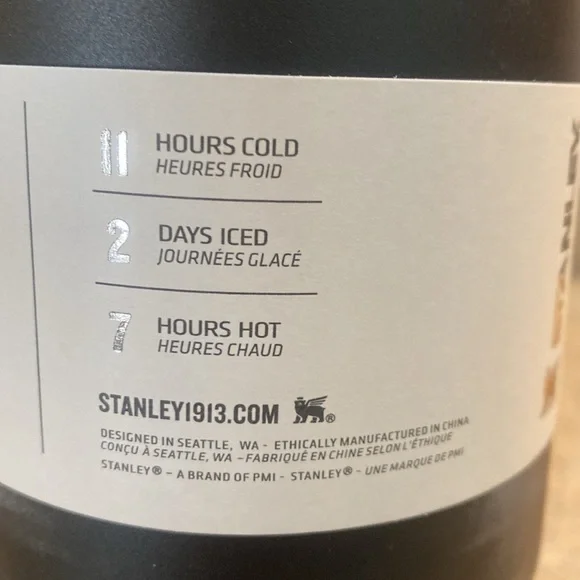 Stanley Black Quencher H2.0  40 oz Tumbler. Brand new is box - Picture 9 of 11